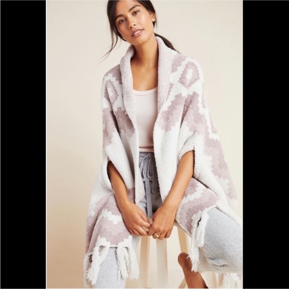 💗Barefoot Dreams Boho Tribal Print Poncho Cardigan - Picture 2 of 7